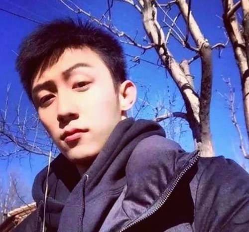关于免费黄色免费官方版的争议与事实分析