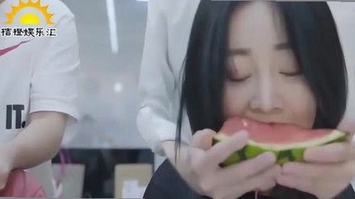 明星幕后揭秘：如何安全下载www.色😍萝网站17c官方版正版下载