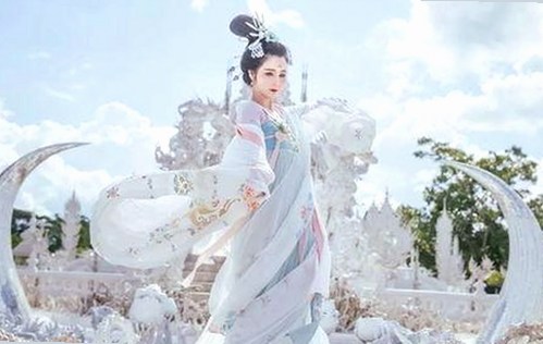 揭开菠萝视频免费版官方版的真实面貌：你知道的都不完全一样