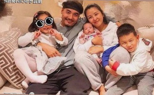 深入解析小🐔🐔伸进🈲🔞🔞官方版免费版的最新动态与关注点