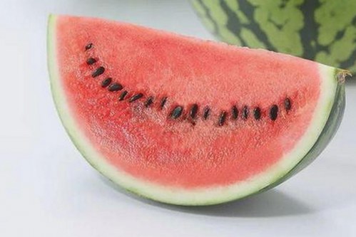 日批视频引发关注：连云港市年轻人热议的现象