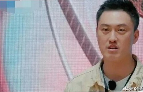 深入了解“撸撸射官方版”——成人内容资源的最新动态